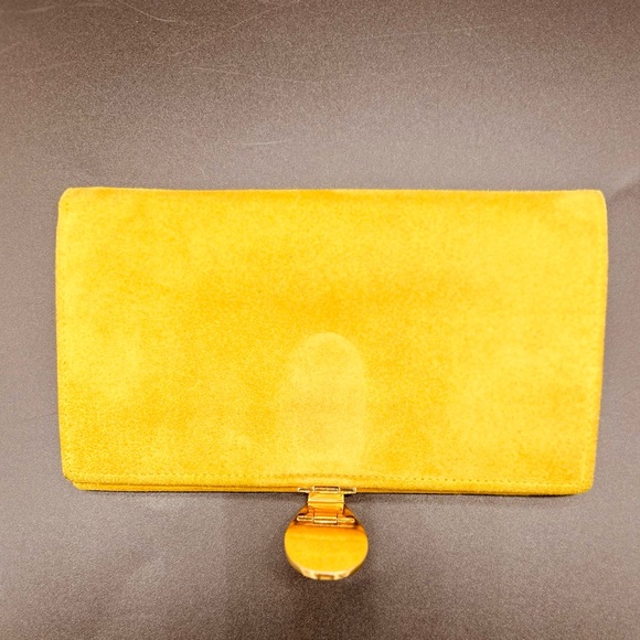 Loewe bifold yellow clasp wallet - Picture 4 of 13